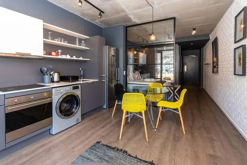 Apartment 515 Wex1 Funky Studio Cape Town