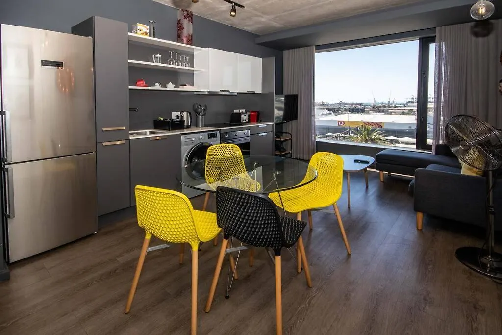 Apartment 515 Wex1 Funky Studio Cape Town